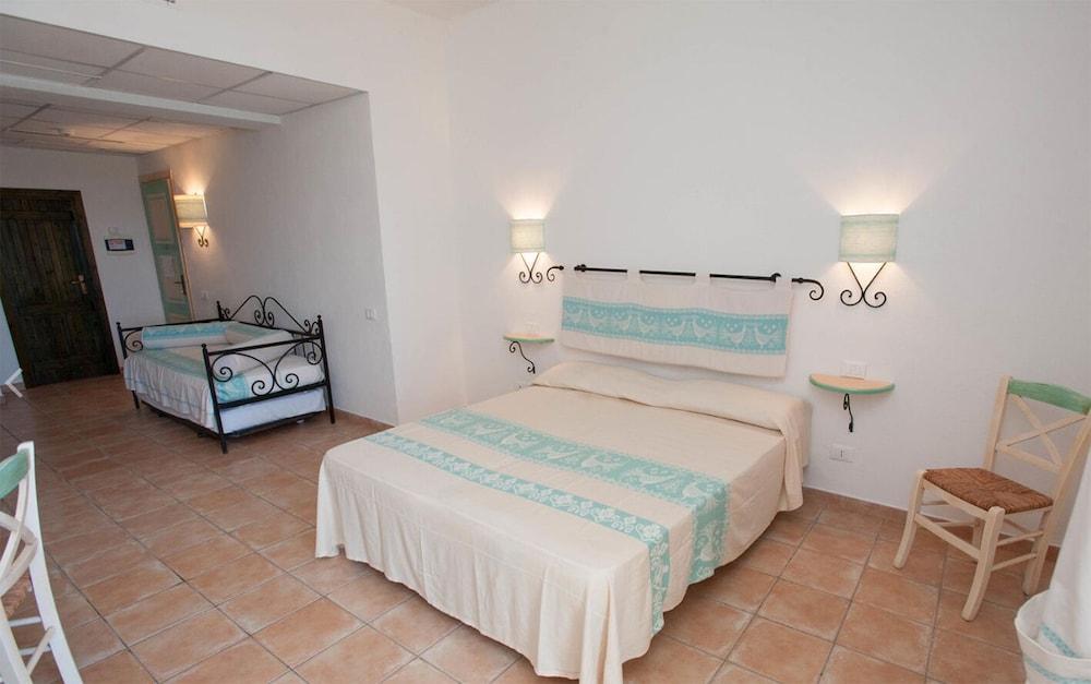 La Plage Noire Resort Marina di Sorso Zewnętrze zdjęcie